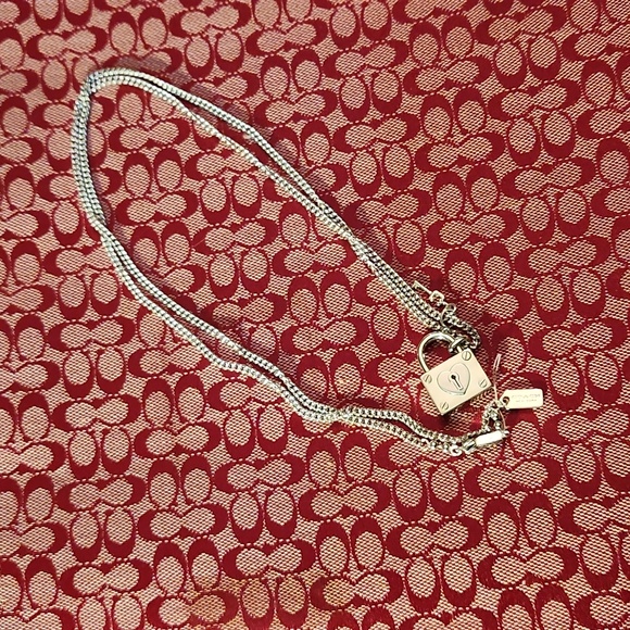 Necklace/keys to your ❤️ - Picture 3 of 7